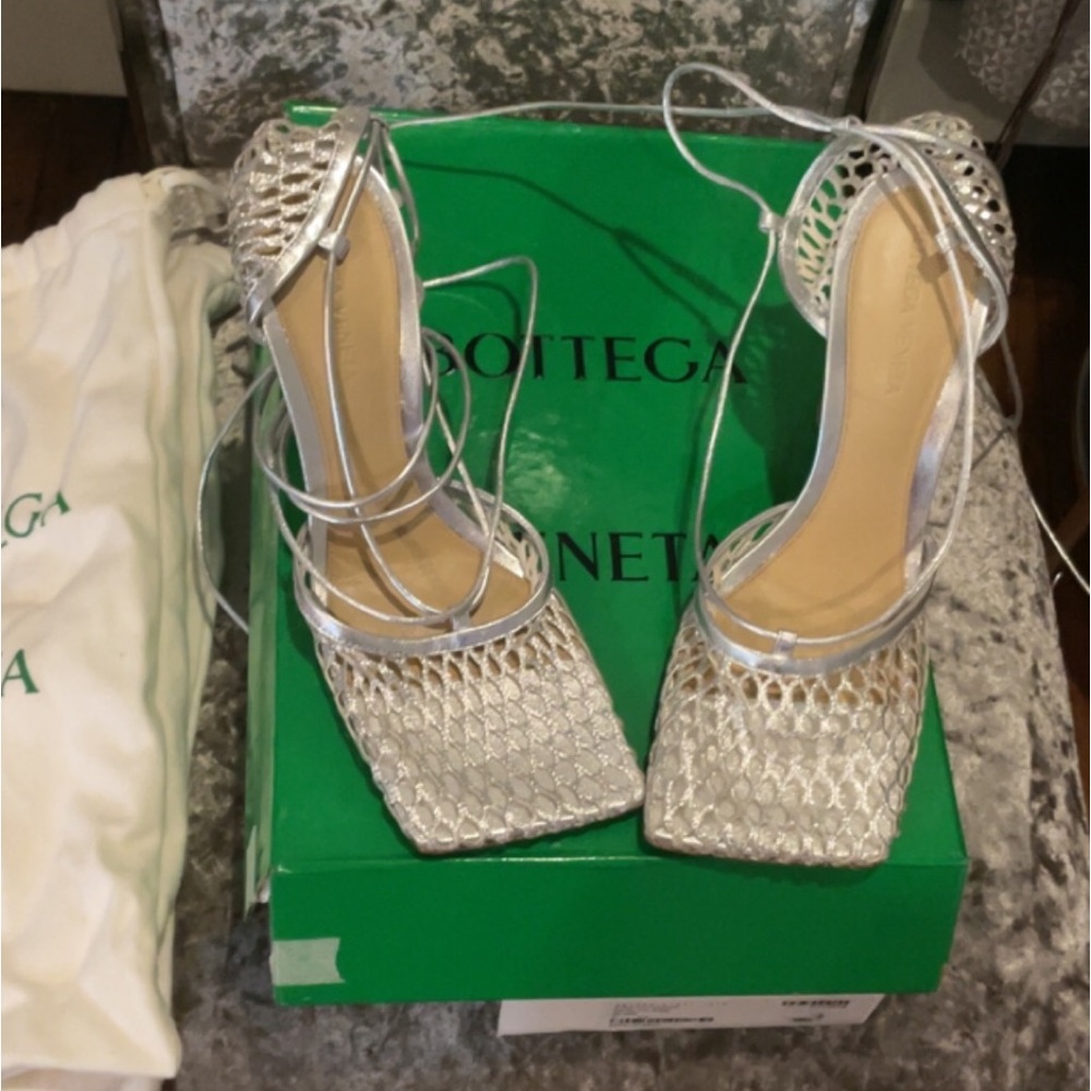 Bottega Veneta Stretch Lace-Up Sandal - metallic color